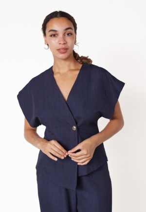 Sisters Point GEVELA-VE2 Shirt