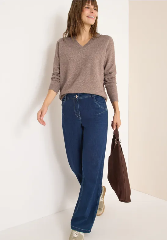 Zachte trui met V-hals