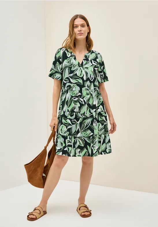 Gedessineerde volant jurk