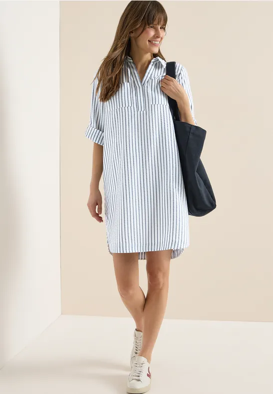 Knielange jurk met gestreept patroon