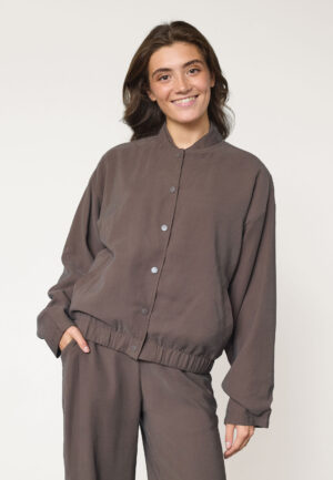 Sisters Point Vabaia Bomberjack