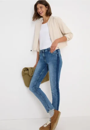 Jeans met galonstrepen