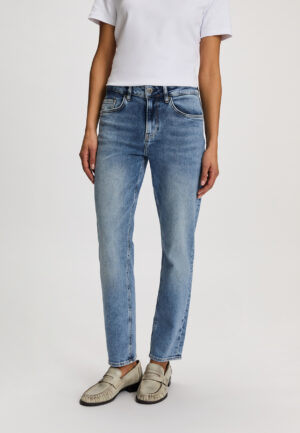Silvercreek Cinna Slim Tapered Jeans