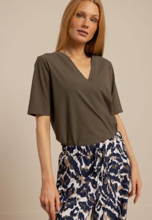 Studio Anneloes Inge Travel Tee 13635 T-shirt Korte Mouw 7400 New Army