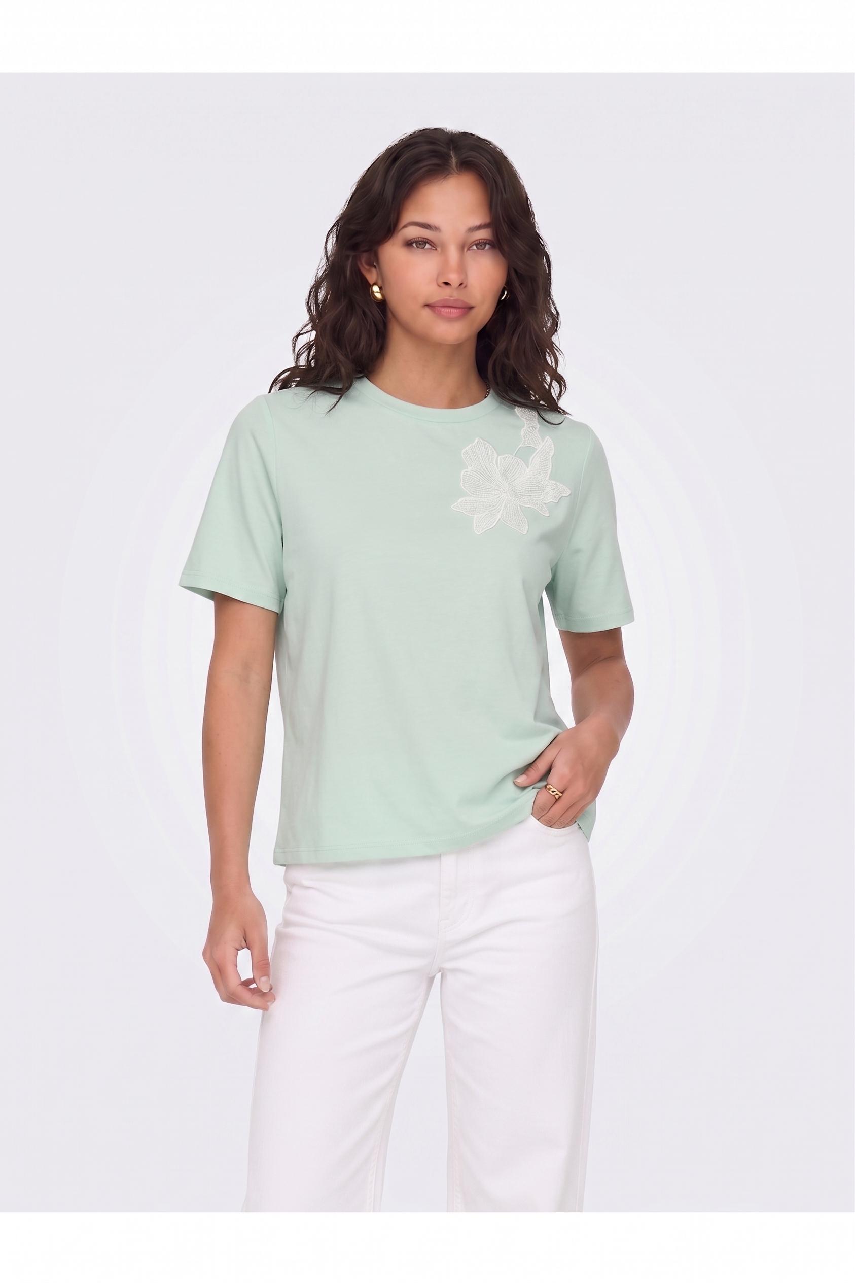 Only Onlsophia S/s Embroidery T-shirt Box Jrs T-shirts Green Lily