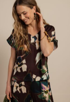 Studio Anneloes Jutta Satin Flower Top 13839 T-shirt Korte Mouw 9997 Multi Color