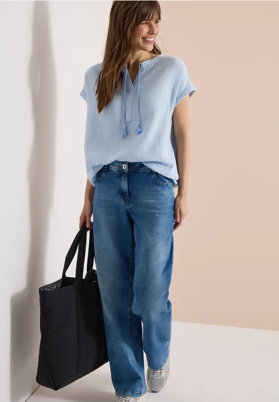 Blouse met gespleten hals in mousseline