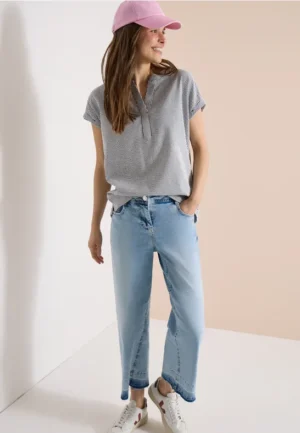Blouse met gespleten hals in seersucker kwaliteit