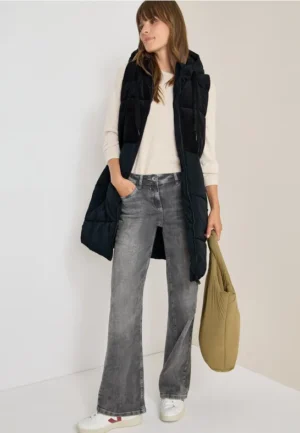 Corduroy mix puffer vest