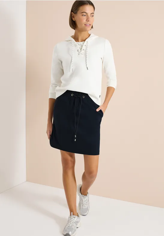 Knielange rok met streepdetail
