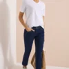 Mid Waist straight leg jeans in casual fit