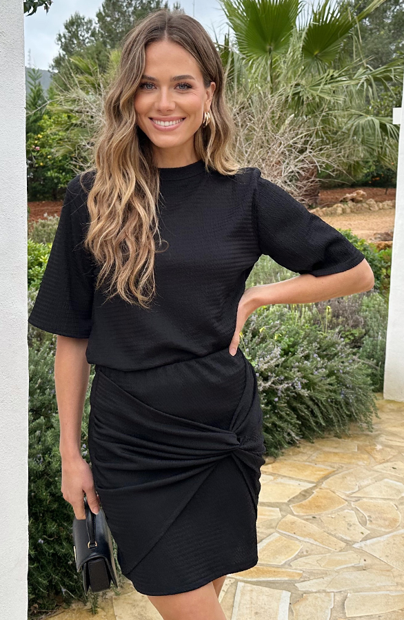 Smocked Tee Black