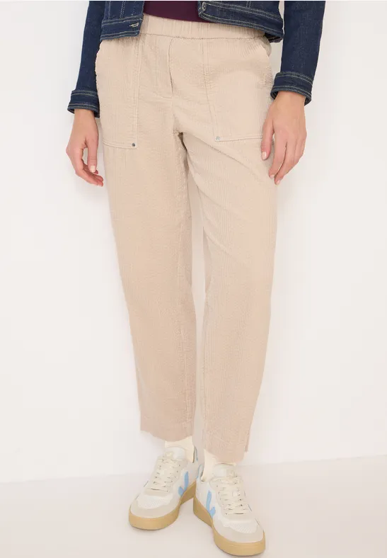Sportieve loose fit corduroy broek