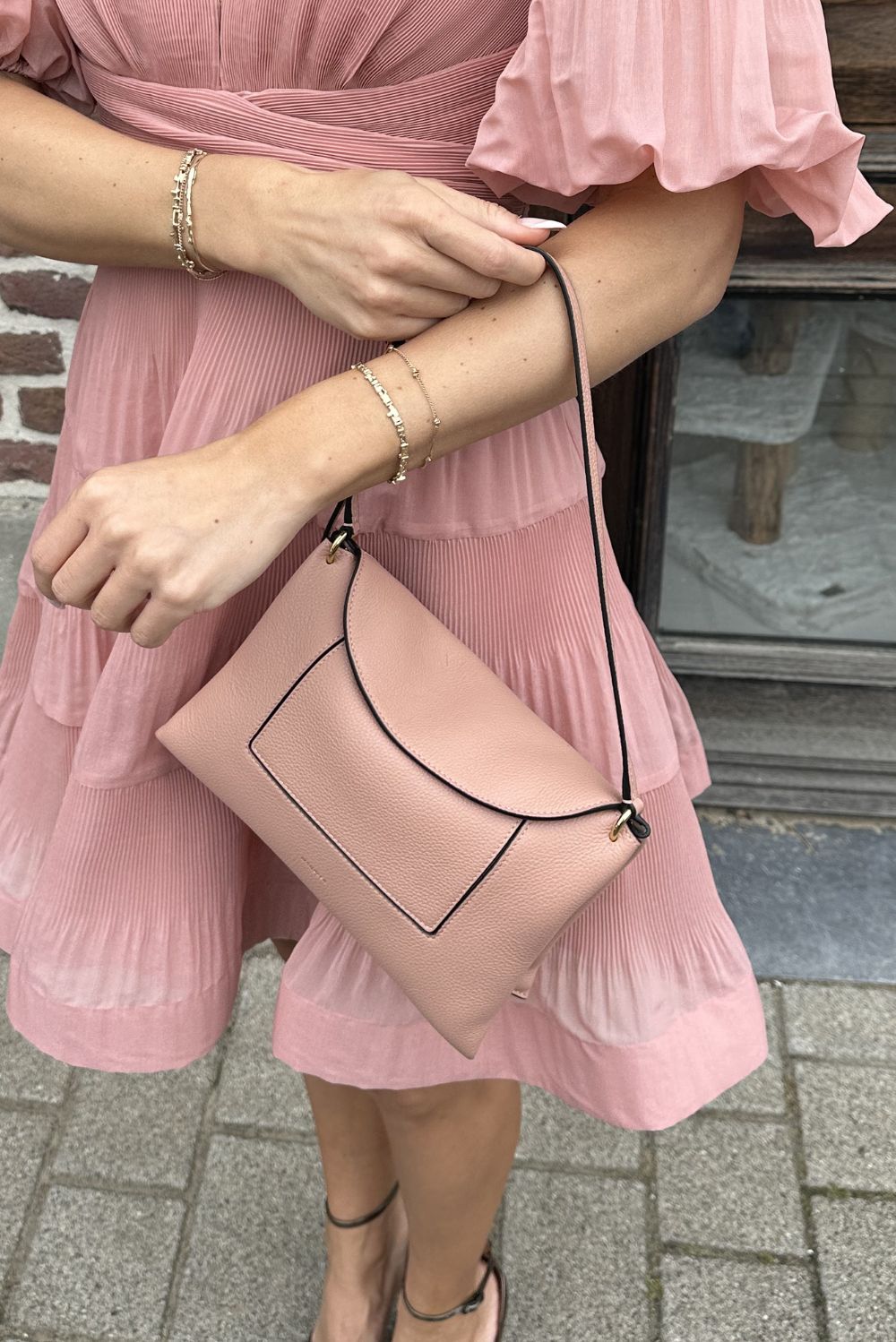 Wandler crossbody Penelope Slouch 000148-1896 apricot crust