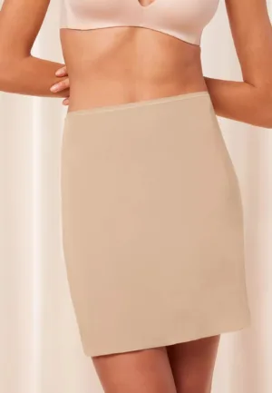 Triumph korte onderrok Body make up 43 CM - Gladde onderrok die niet doorschijnt