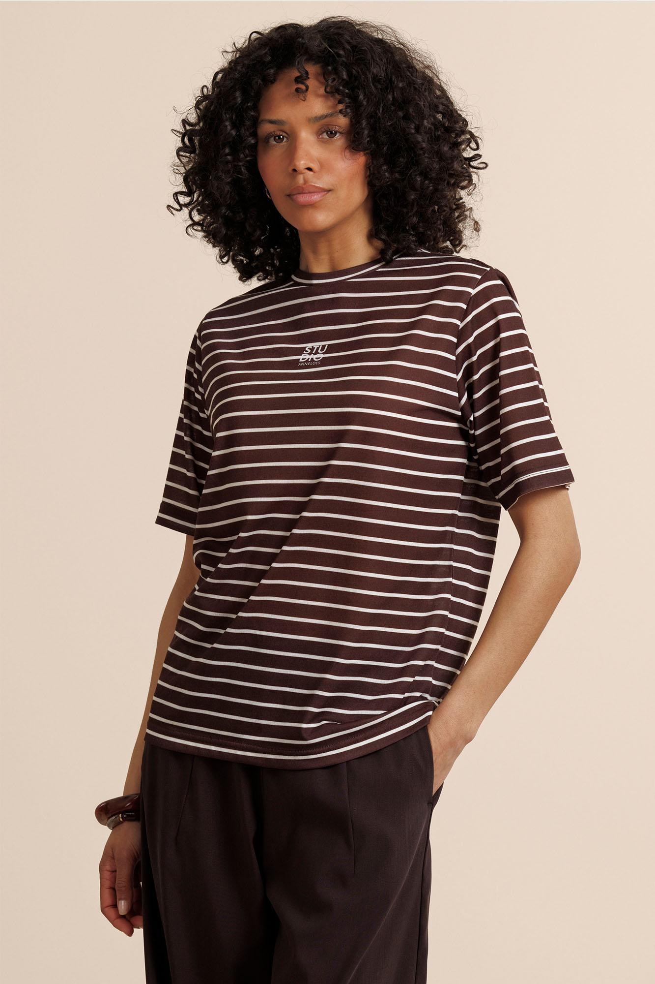 Studio Anneloes Stripe Studio Floor T-shirt 13982 T-shirt Korte Mouw 8611 Chestnut/off White