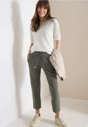 7/8 Mid Waist Slim Legs broek in casual fit