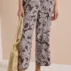 7/8-broek met High Waist en Wide Leg pijpen in een Loose Fit pasvorm