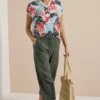 Blouse met gespleten hals en printmix