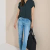 Jeans met Mid Waist-taille en Slim Leg-pijpen in casual pasvorm