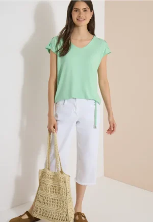 Shirt met afhangende schouders en uitsnijding
