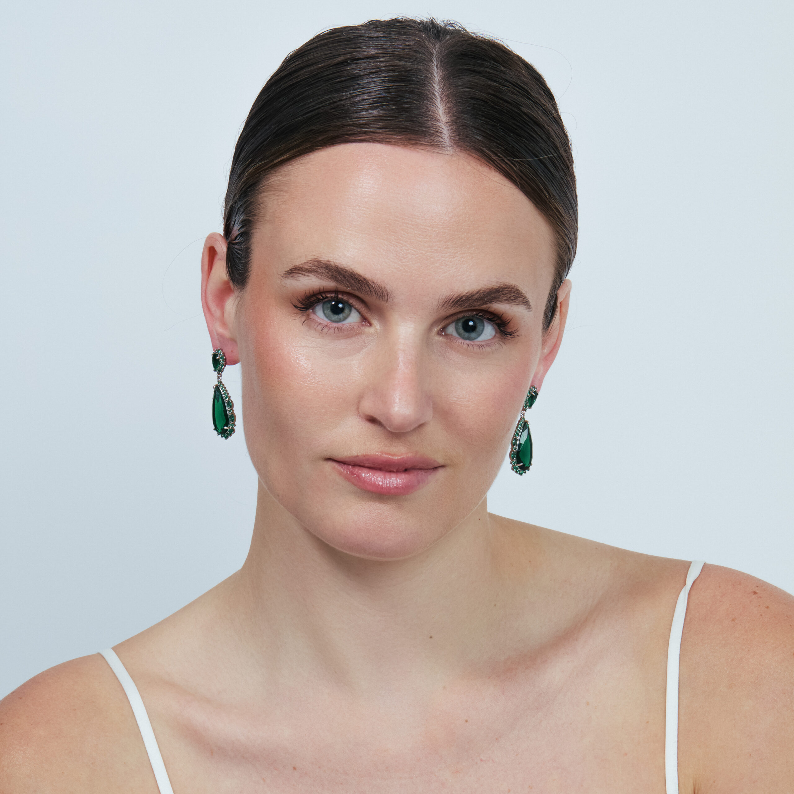 Luxenter Emerald Zirconia Metaallegering Oorbellen Rhodium Afwerking - Cakrolm - Afbeelding 2
