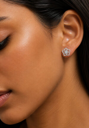 Alternative view of Vrouwen Bloemvormige Oorbellen in 925 Zilver met Cubic Zirconia BIPE042
