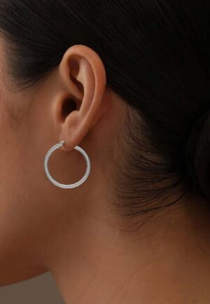 Alternative view of Dames Chunky Textured Hoops Oorbellen 925 Sterling Zilver BIPE034