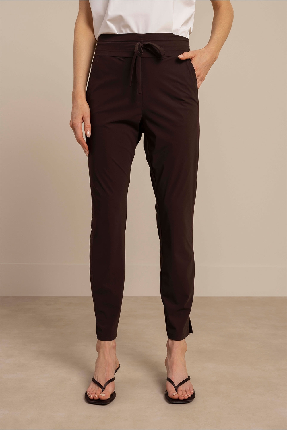 Studio Anneloes Startup Summer Trousers 94777 8700 Espresso