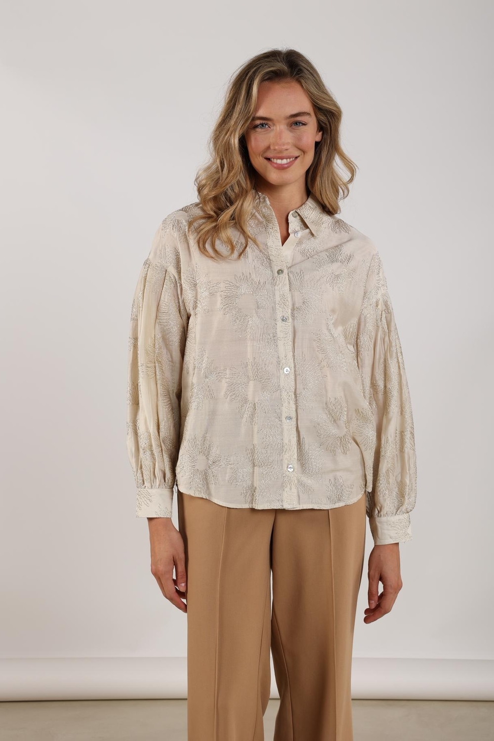 Nukus Nola Blouse Embroidery Nks02181 Blouse 126 Offwhite/gold