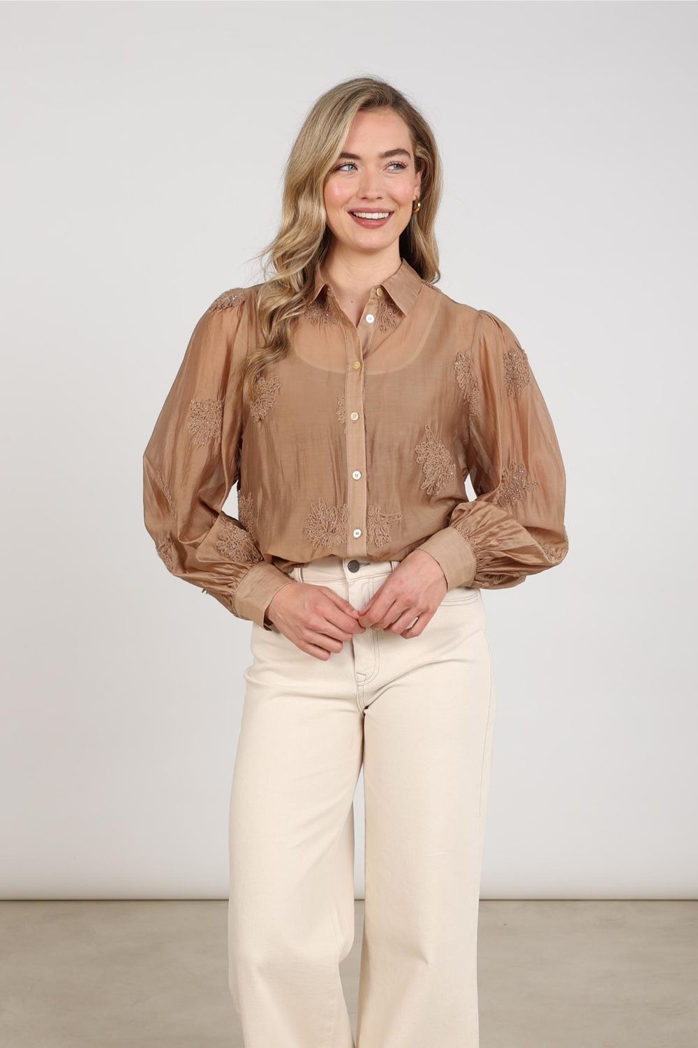 Nukus Milanova Blouse Embroidery Nkf02142 Blouse 335 Toffee