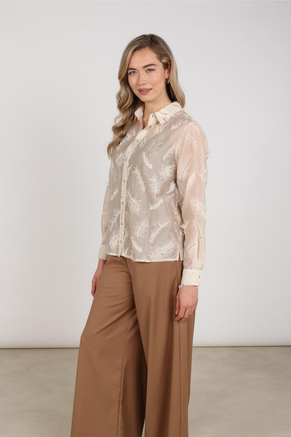 Nukus Aysha Blouse Feathers Nkf02179 Blouse 9 Sand