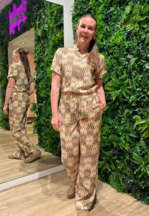 Elvira Casuals Blouse Loiza E3 26-021 Blouse 741 Tropical Treasure