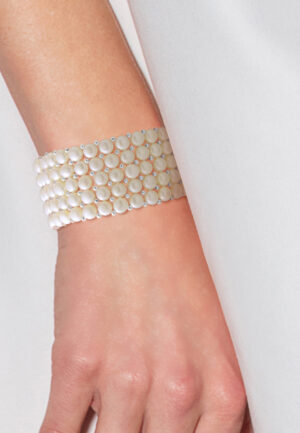 Alternative view of Manchet armband 5 Rijen Zoetwater Pearl White 925