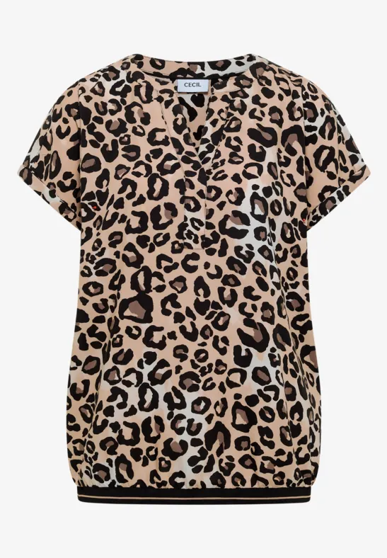 gespleten hals en leoprint