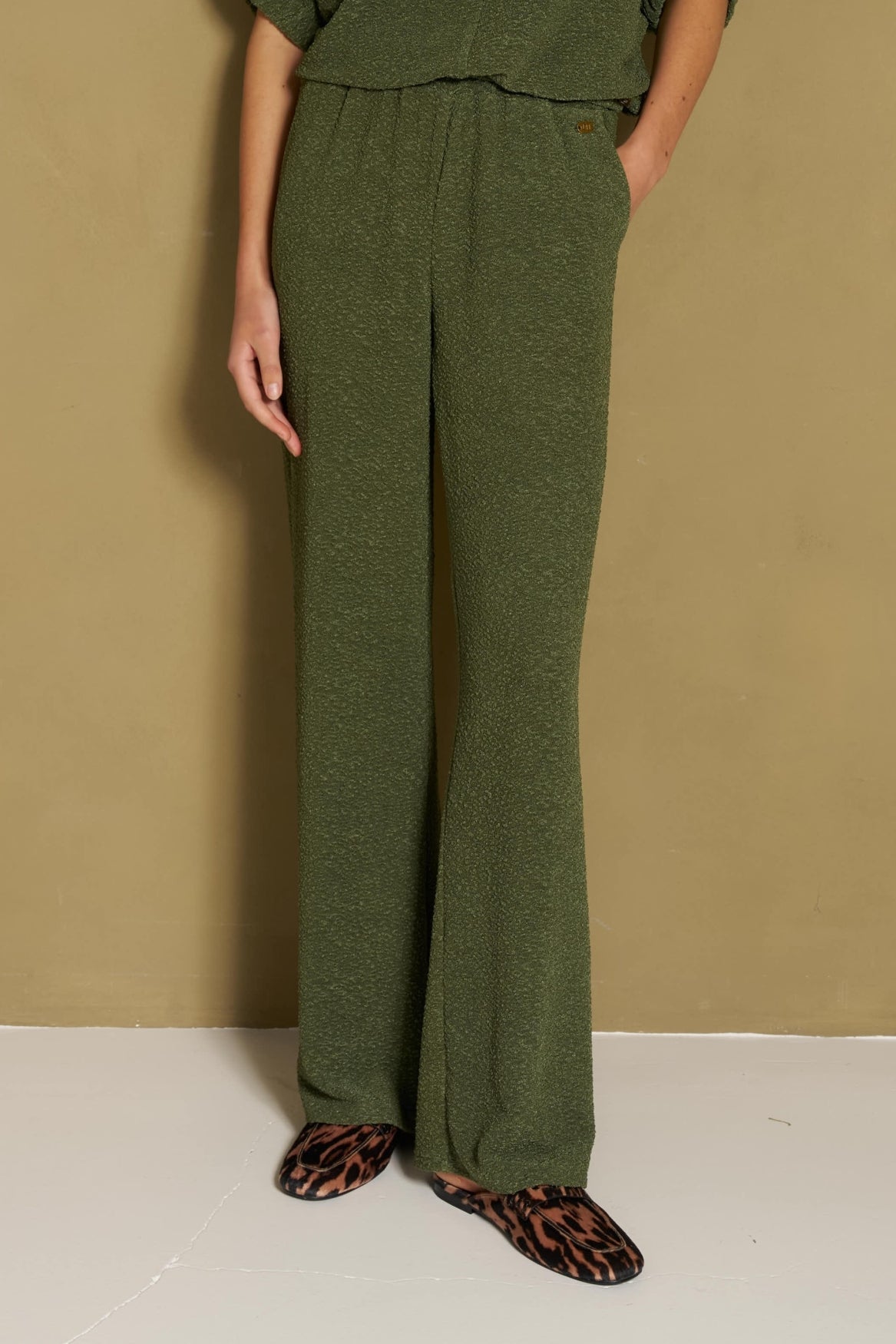 Broek Mea - Mid Rise | Army Green
