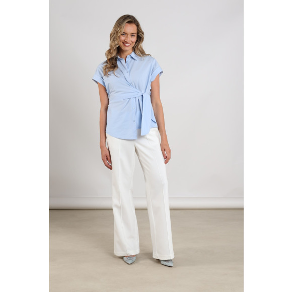 Nukus - Licht Blauw | Dames | Blouse | Licht Blauw | M | regular | Kamst mode