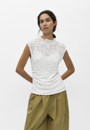 Object - Off-white | Dames | Top | off-white | XL | regular | Kamst mode