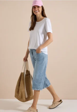 Wide Leg capri jeans in Loose Fit