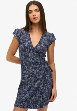 Athletic Essentials Wikkeljurk Blauw Grootte: 44